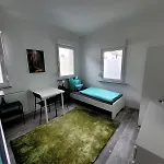 Fischer 1 - Moderne Monteurs- & Mit 2 Schlafzimmern - Neu Renoviert Mit Grosser Privater Terrasse Apartmán *