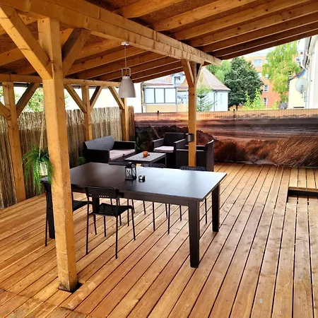 Fischer Apartment 1 - Moderne Monteurs- & Ferienwohnung Mit 2 Schlafzimmern - Grosse Private Terrasse شقة
