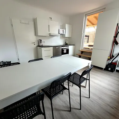 Fischer 1 - Moderne Monteurs- & Mit 2 Schlafzimmern - Neu Renoviert Mit Grosser Privater Terrasse