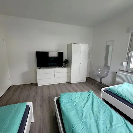 Fischer 1 - Moderne Monteurs- & Mit 2 Schlafzimmern - Neu Renoviert Mit Grosser Privater Terrasse Apartamento