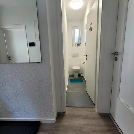 شقة Fischer Apartment 1 - Moderne Monteurs- & Ferienwohnung Mit 2 Schlafzimmern - Grosse Private Terrasse